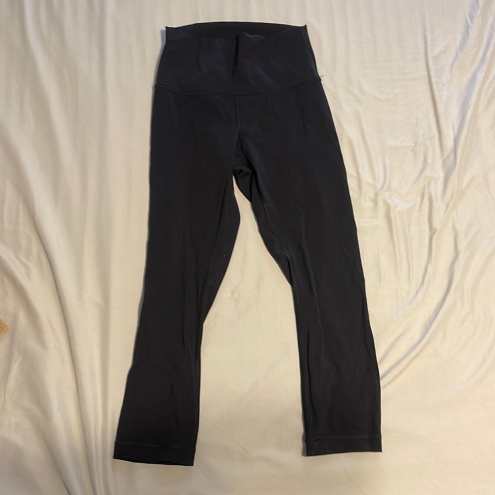 Lululemon cropped size 4 black leggings